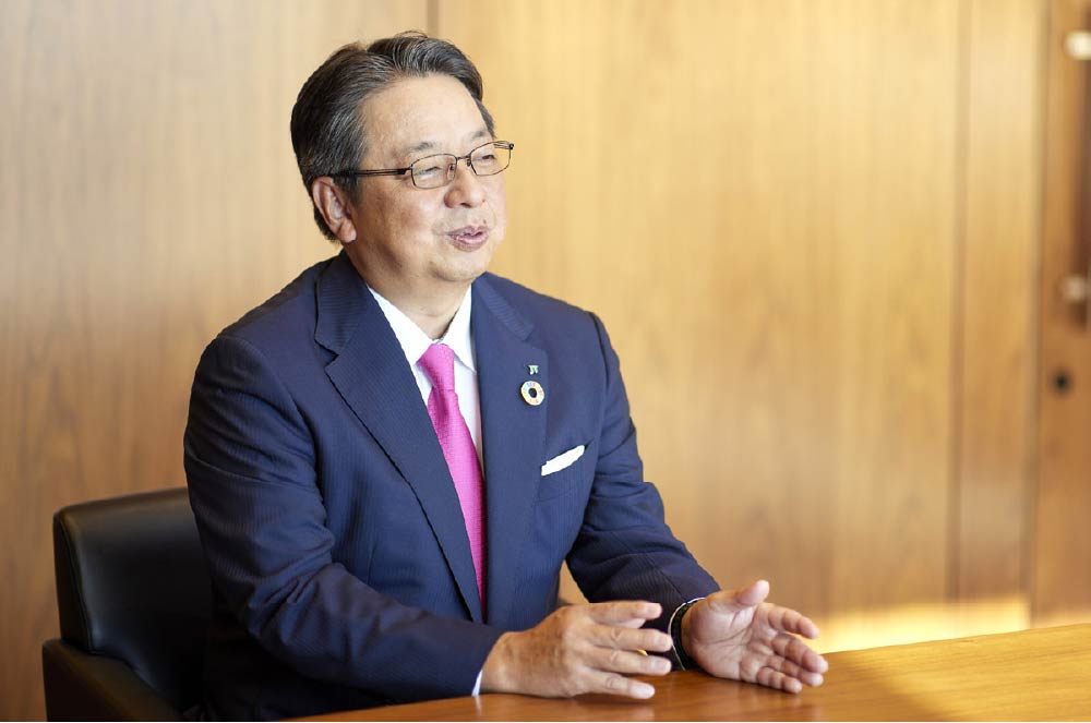 代表取締役社長 寺畠正道 M.Terabatake 「自ら変化を起こす」 イメージ